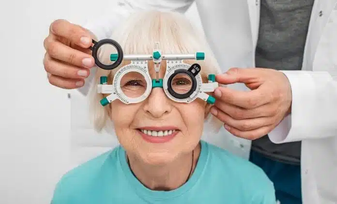 L'Importance de la consultation régulière chez votre opticien